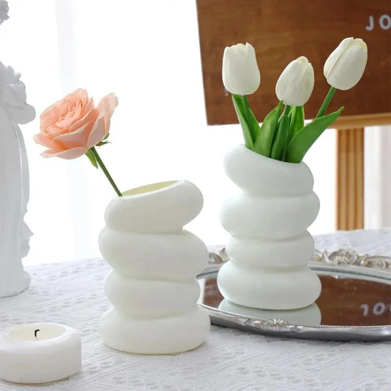 Nordic White Spiral Vase